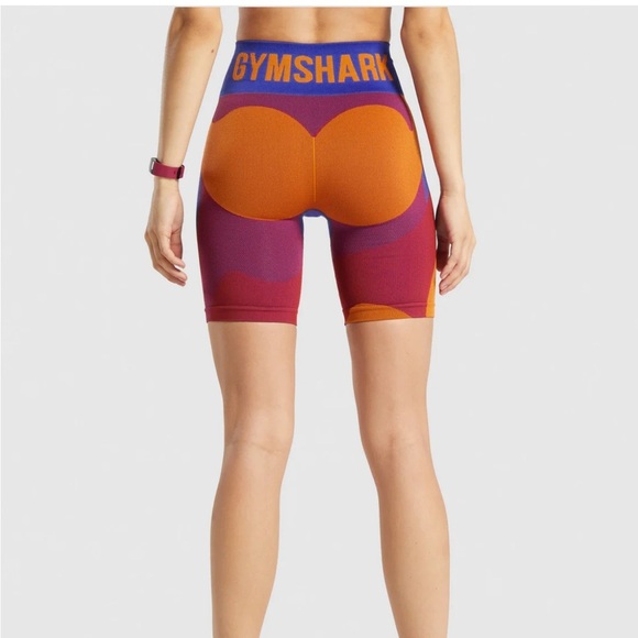 Gymshark biker shorts - Picture 4 of 10